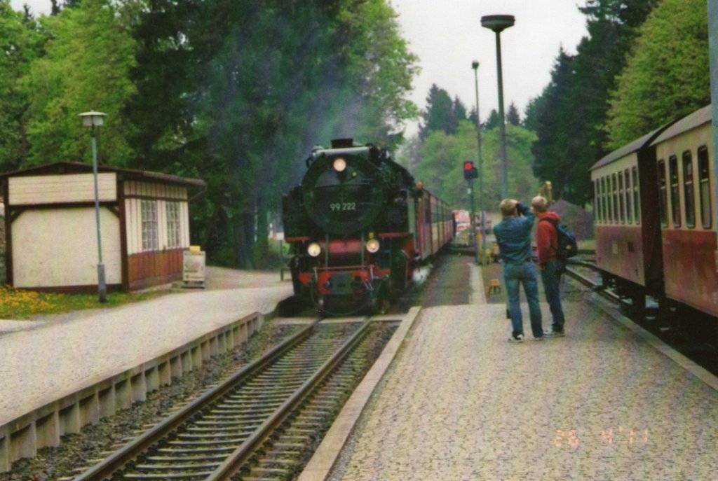 99 222 bei der Einfahrt am 26.April.2011 in Drei-Annen-Hohne(Gescannt)