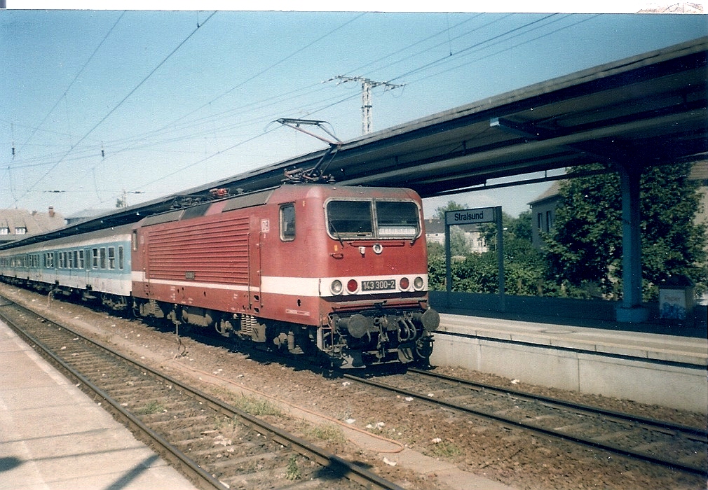 143 300 in Stralsund.