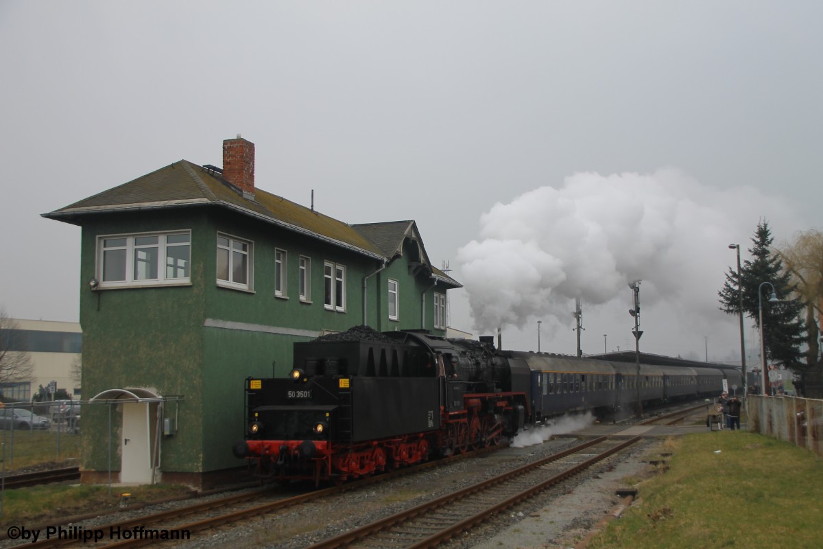 50 3501 beim vorziehen in das Ausziehgleis von Wernshausen zum umfahren des Zuges.