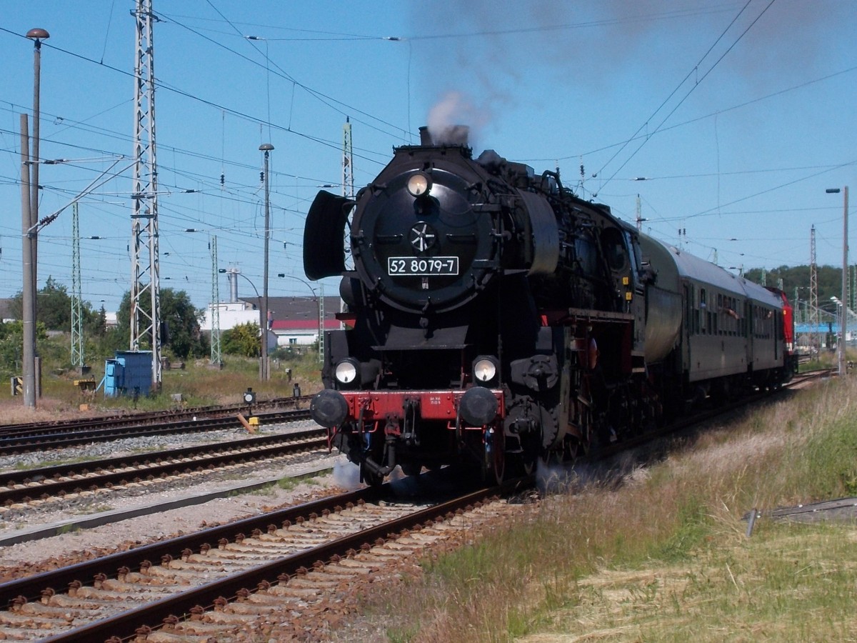 52 8079 im planmigen Einsatz zwischen Bergen/Rgen und Lauterbach Mole am 14.und 15.Juni 2014.Hier die Ausfahrt aus Bergen/Rgen am 14.Juni 2014.