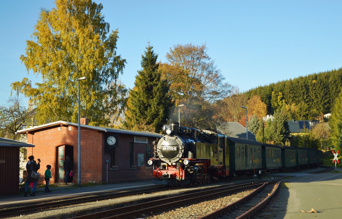 99 1772-5 bei der Einfahrt in Neudorf mit P 1009 am 24.10.2015