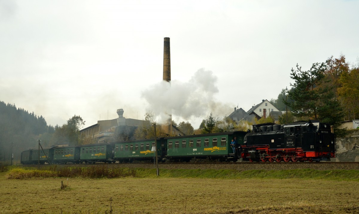99 1772-5 mit P 1004 kurz vor Hammerunterwiesenthal am 22.10.2015