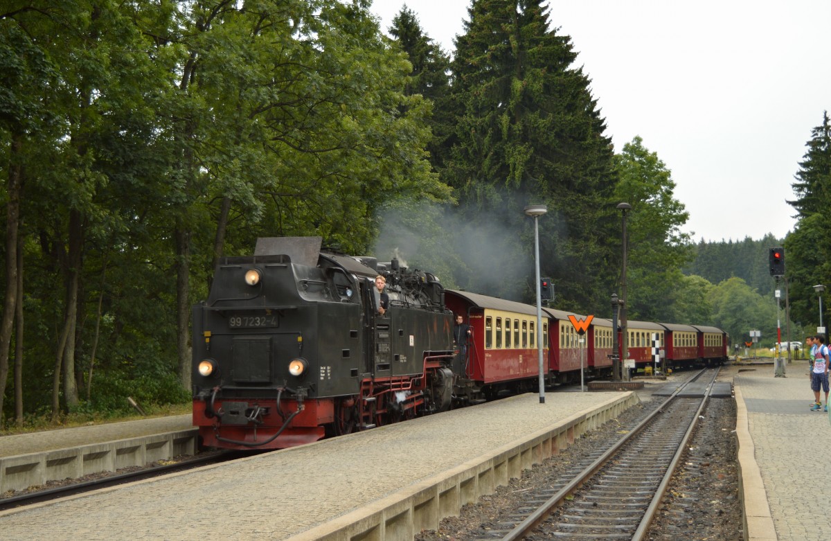99 7232-4 bei der Einfahrt mit N 8922 in Drei-Annen-Hohne am 12.08.2015