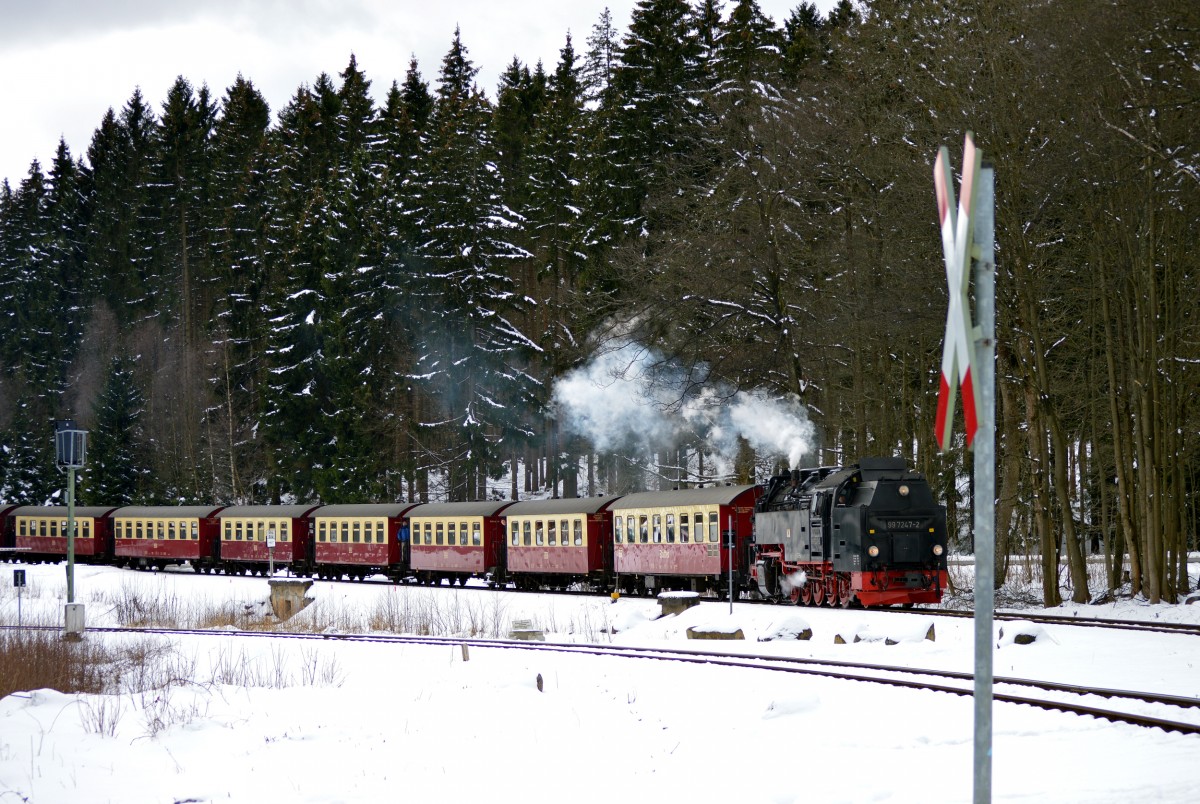 99 7247-2 hatte mit N 8926 bei der Einfahrt in Drei-Annen-Hohne am 03.04.2015 ca.30-40 Minuten Verspätung.