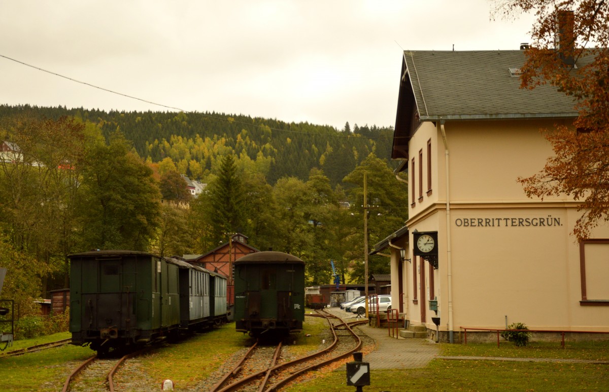 Blick von der Ein-und Ausfahrt in den Bahnhof Rittersgrn am 23.10.2015