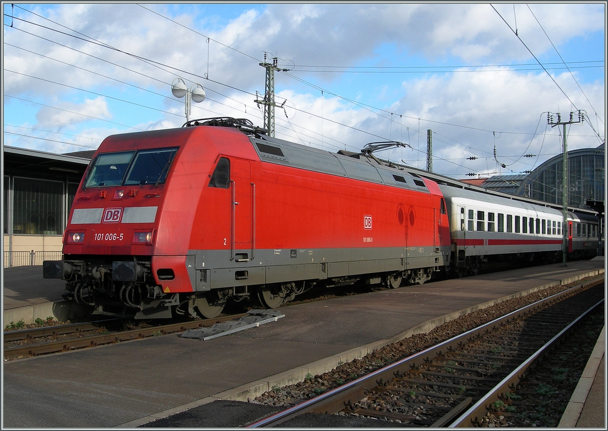 Die DB 101 006-5 in Karlsruhe. 
21. Jan. 2007