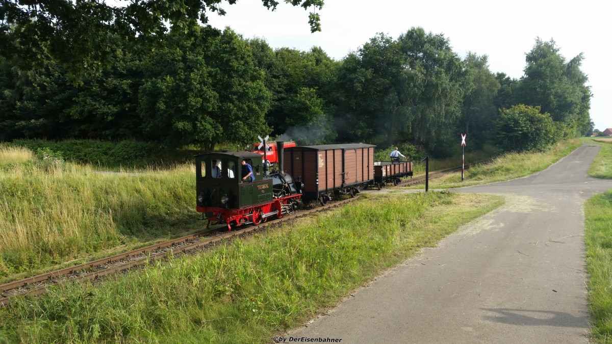 Die Franzburg kommt aus Heiligenberg und fährt zurück nach Bruchhausen-Vilsen (am 01.08.2015)