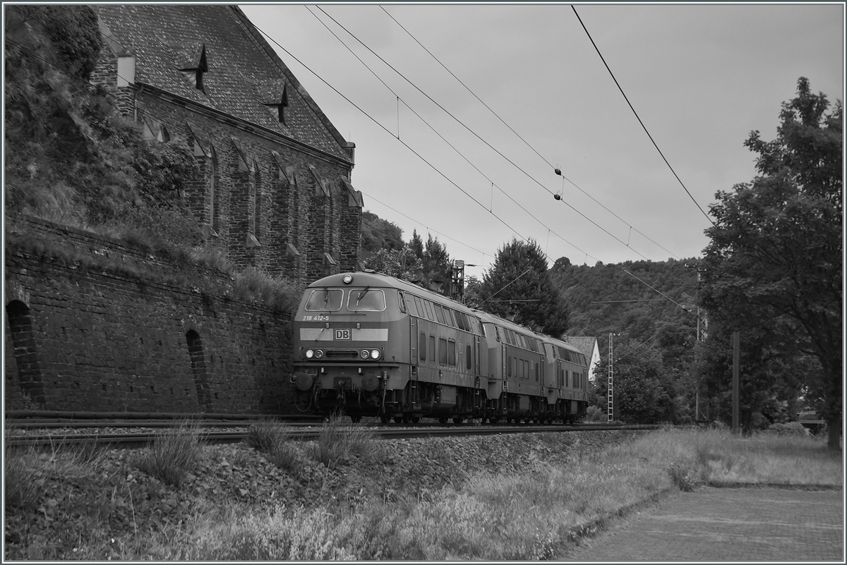 Drei DB 218 bei Gondorf.
20. Juni 2014