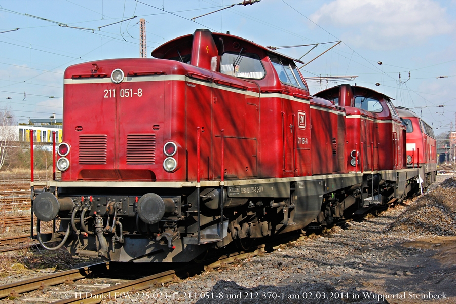 EfW 211 051-8, 212 370 und 225 023-1 standen am 02.03.2014 in Wuppertal Steinbeck abgestellt.