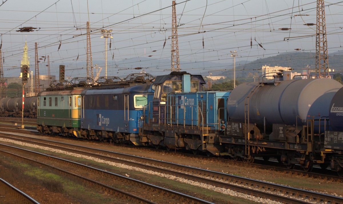 Ein Loktrio in Usti nad Labem  an der Strecke nach Chomutov. 03.10.2014 17:55 Uhr.
