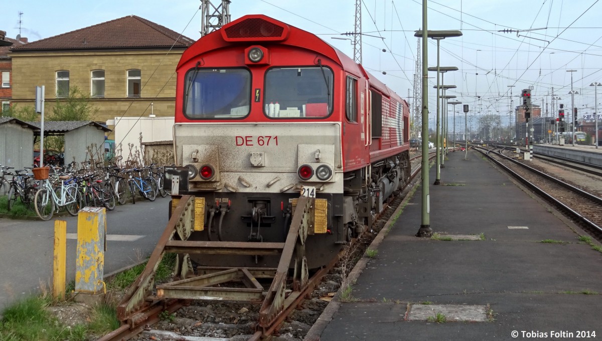 Eine Class 66(BR 266) der HGK steht am 3.April 2014 in Bamberg.