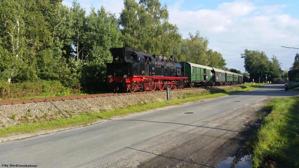 Hier kommt die 78 468 mit dem Pendelzug von 
Osnabrück-HBF zurück (06.09.2015)