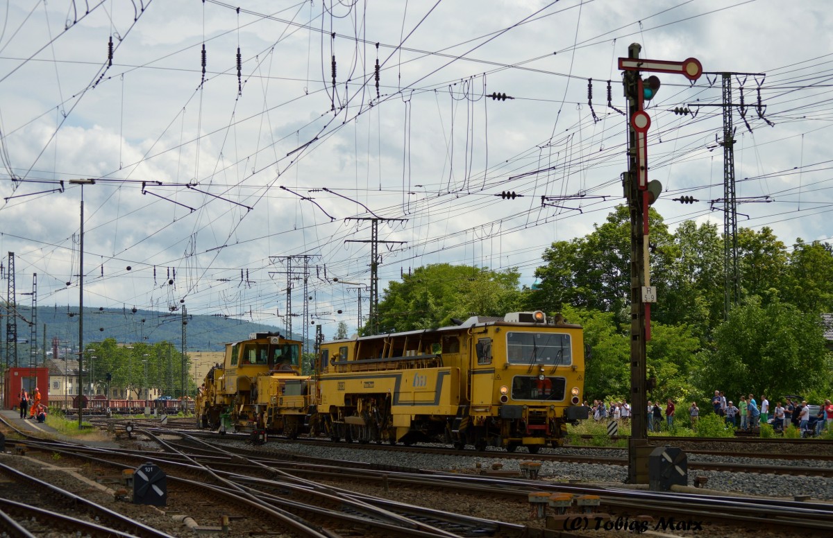 In der Zwischenzeit kam ein Bauzug durch Koblenz-Ltzel Mitte am 13.06.2015 gefahren.