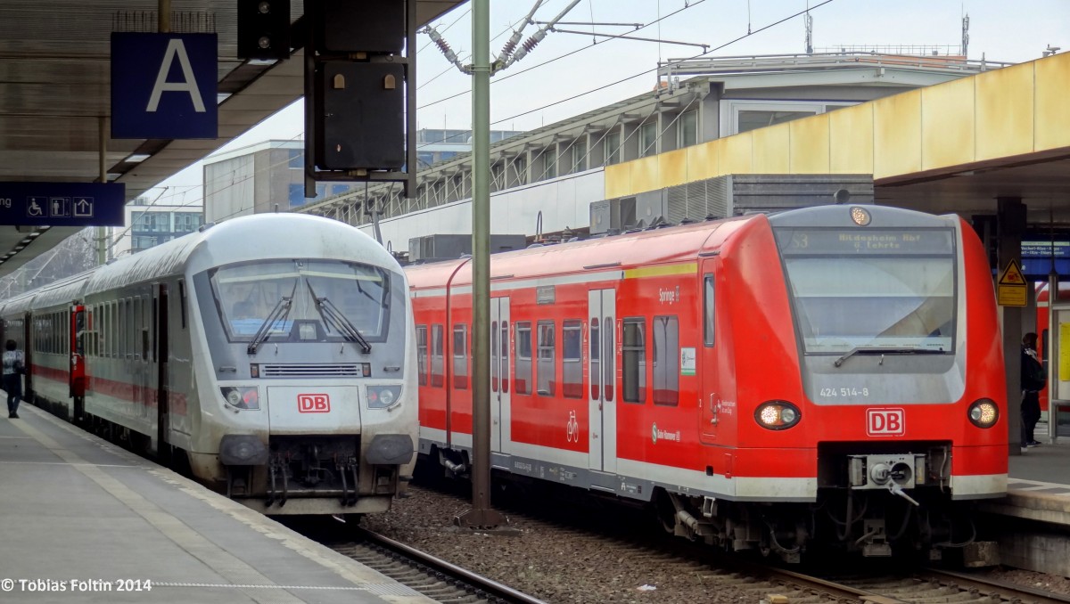 InterCity und S-Bahn in Hannover Hbf.
Aufgenommen im Mrz 2014.