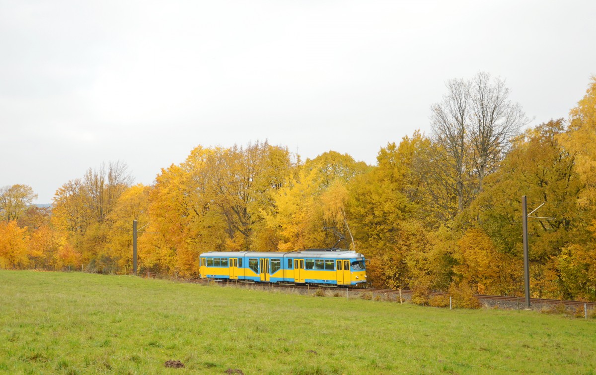 Tw 508 hinter Tabarz auf dem Weg nach Friedrichroda am 30.10.2015