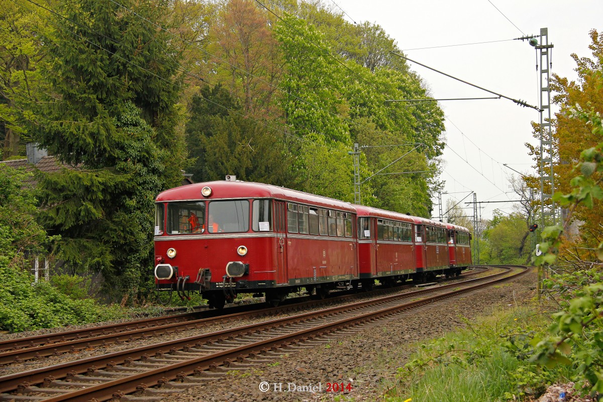 VT 98 Schienenbus am 12.04.2014 in Essen Horst.