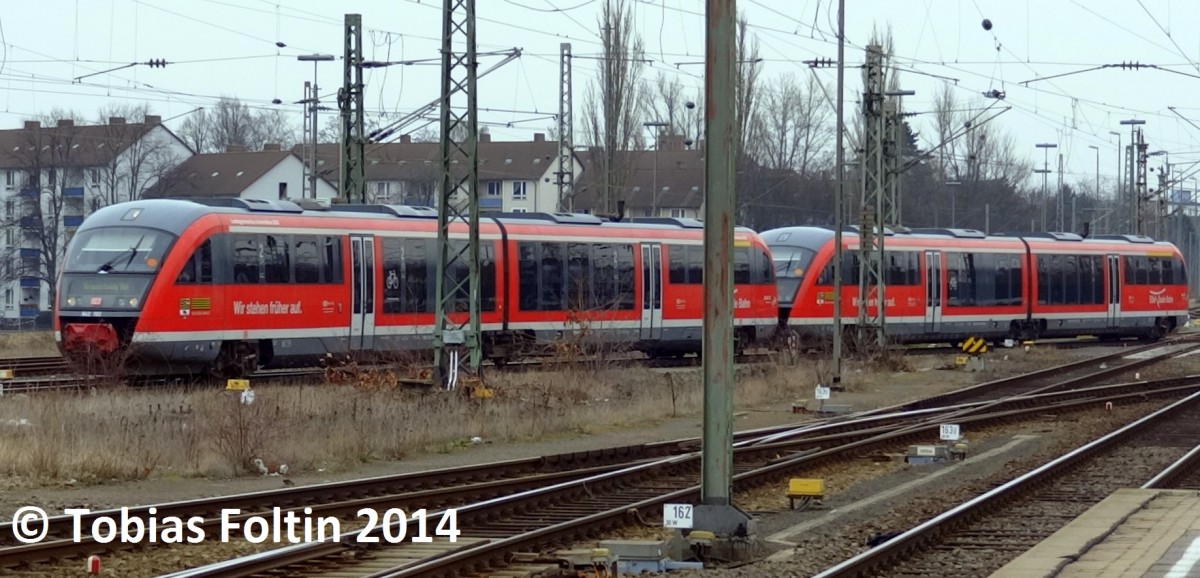 Zwei 642er bei der Einfahrt in den Braunschweiger Hbf.
Aufgenommen im Mrz 2014.