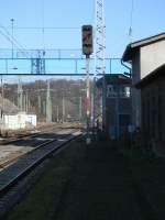 bergen-ruegen/323254/ausfahrsignal-l-aus-gleis-2dem-hauptgleis Ausfahrsignal L aus Gleis 2,dem Hauptgleis Richtung Lietzow,am 09.Februar 2014,in Bergen/Rügen.