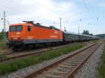 Schon ein Stammgast ist die jedes Jahr nach Rgen kommende EKO-Trans 143 001 mit dem Strtebekersonderzug aus Cottbus.Am 05.Juli 2014 stand sie mit dem Sonderzug in Bergen/Rgen.