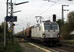193 814 durchfuhr mit einem Güterzug den Bahnhof Weiterstadt am 30.09.2014