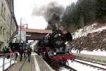 41 1144-9 mit dem Rodelblitz Eisenach-Arnstadt im Bahnhof Oberhof am 08.Feb.2014