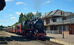99 2322-8 mit ihrem Zug in Kühlungsborn Ost am 20.07.2016