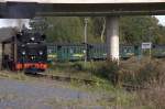 99 1777-4 mit einem Personenzug nach Radebeul Ost in Dippelsdorf.
05.10.2013 13:43 Uhr
