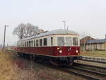 In Blumenberg - steht der Esslinger-Verbrennungstriebwagen 95 80 0301 035-1 D-CLR am 17.