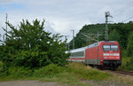 101 049 am Zugschluss des IC 2252 nach Berlin Südkreuz bei der Einfahrt in Lietzow am 18.07.2016