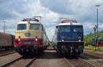 In der Lokaufstellung zur Lokparade beim Sommerfest in Koblenz am 18.06.2016 standen E10 1309 und E10 228 (IG Einheitslok) nebeneinander.