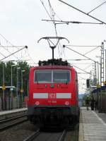 111 188 mit einem RE nach Mannheim in Brstadt oberer Bahnhof am 29.Mai.2014