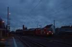 br-185-traxx-ac1ac2/481747/am-abend-des-3001-2016-kam Am Abend des 30.01 2016 kam die 'Edelweiß' 185 142-7 durch Darmstadt-Kranichstein mit einem Güterzug.