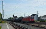 185 386 bei der Durchfahrt durch Darmstadt-Kranichstein am 21.05.2016