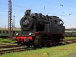 ELNA 184 DME (Eisenbahnmuseum Darmstadt) war zugast beim Lokschuppen-Fest in Hanau.
Hier steht sie auf dem Wasserkrangleis am 04.Mai.2014