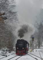 harzer-schmalspurbahnen/476626/99-7245-6-beim-umsetzen-in-eisfelder 99 7245-6 beim Umsetzen in Eisfelder Talmühle am 04.01.2016.