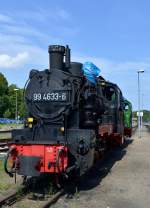 ruegensche-baederbahn/447115/99-4633-6-war-vor-ihrer-schwester 99 4633-6 war vor ihrer Schwester im BW Putbus am 02.08.2015 abgestellt.