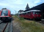 Die Triebwagen 641 028,772 141 und 772 140 im Bahnhof Frttstdt