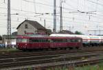 Die Uerdinger Einheit wartete am 01.Juni.2014 auf dem Bahnhof Darmstadt Kranichstein.
Sie gehören den Oberhessischen Eisenbahnfreunde Gießen und waren an diesem Tag zugast bei den Bahnwelttagen 2014.