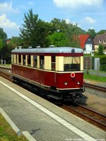 sonstige/503900/vt-137-322-der-zittauer-schmalspurbahn VT 137 322 der Zittauer Schmalspurbahn zu Gast bei der Dllnitzbahn 'Wilder Robert' / hier steht der Triebwagen im Bahnhof Oschatz Sdbahnhof am 4.6.16