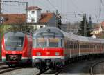 Ein Wendezug mit n-Wagen steht in Ansbach abgestellt um im Berufsverkehr eine Verstrkerleistung nach Crailsheim zu bernehmen.