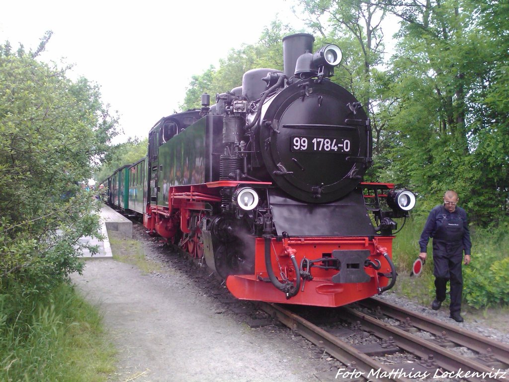 RBB 99 1784 ist soeben im Endbahnhof Lauterbach Mole angekommen am 1.6.13 