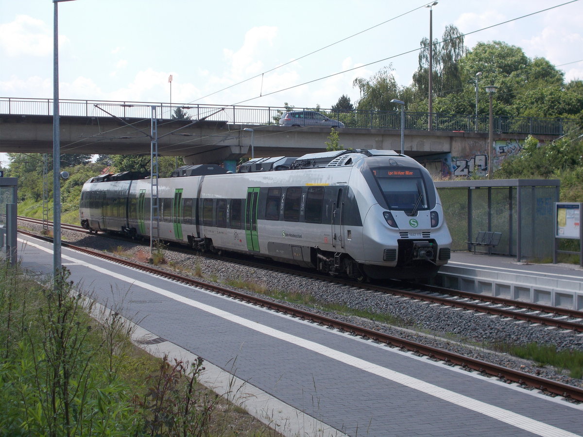 1442 115,am 05.Juni 2016,in der Station Leipzig Karlsruher Straße.