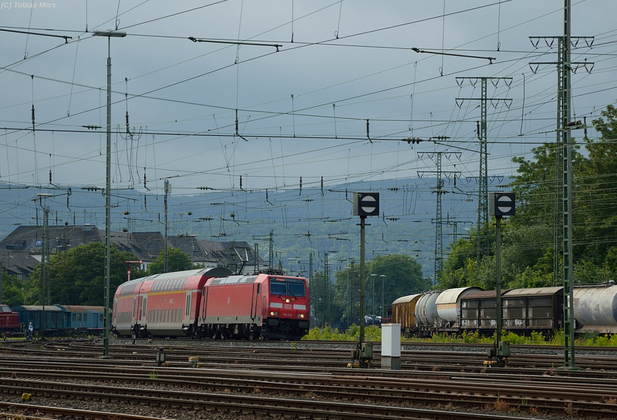 146 274 bei der Durchfahrt durch Koblenz-Lützel mit ihrem RB 12562 am 18.06.2016