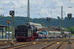 01 150 rollt zur Lokparade beim Sommerfest in Koblenz am 18.06.2016.