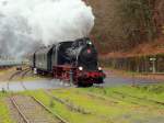 Einfahrt 92 994-7 (NVR-Nummer 90 80 00 92 994-7 D-DFS) der Dampfbahn Frnkische Schweiz e.