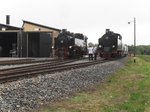 Lok 12 (99 787 der SOEG) am 30.09.2016 beim Umfahren des Zuges in Hettstedt Kupferkammerhtte. Dabei ergab sich das Bild zusammen mit Lok 11.