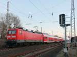 112 121 mit dem  RE 3 von Eberswalde (wegen Bauarbeiten in Berlin) nach Stralsund am 19. März 2016 im Haltepunkt Nechlin im Bundesland Brandenburg.