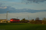 151 052-8 mit einem Güterzug zwischen Weiterstadt und Klein-Gerau am 08.04.2016