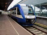 VT 308 (VT 648 368) im Bahnhof Halle als HEX80884 am 01. November 2017.